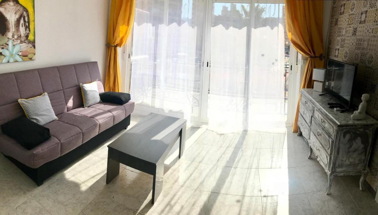 Apartment In The New Town Бенідорм Екстер'єр фото